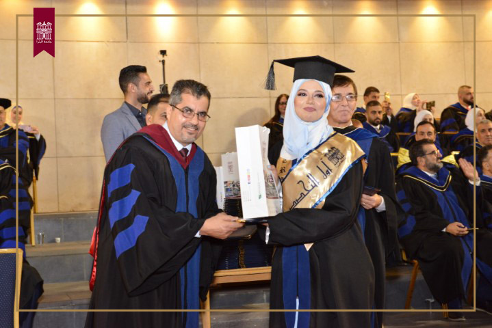 /Ar/News/PublishingImages/جامعة%20البترا%20تخرج%20طلبة%20الفصل%20الصيفي%20للعام%20الجامعي%202021-2022-46.JPG