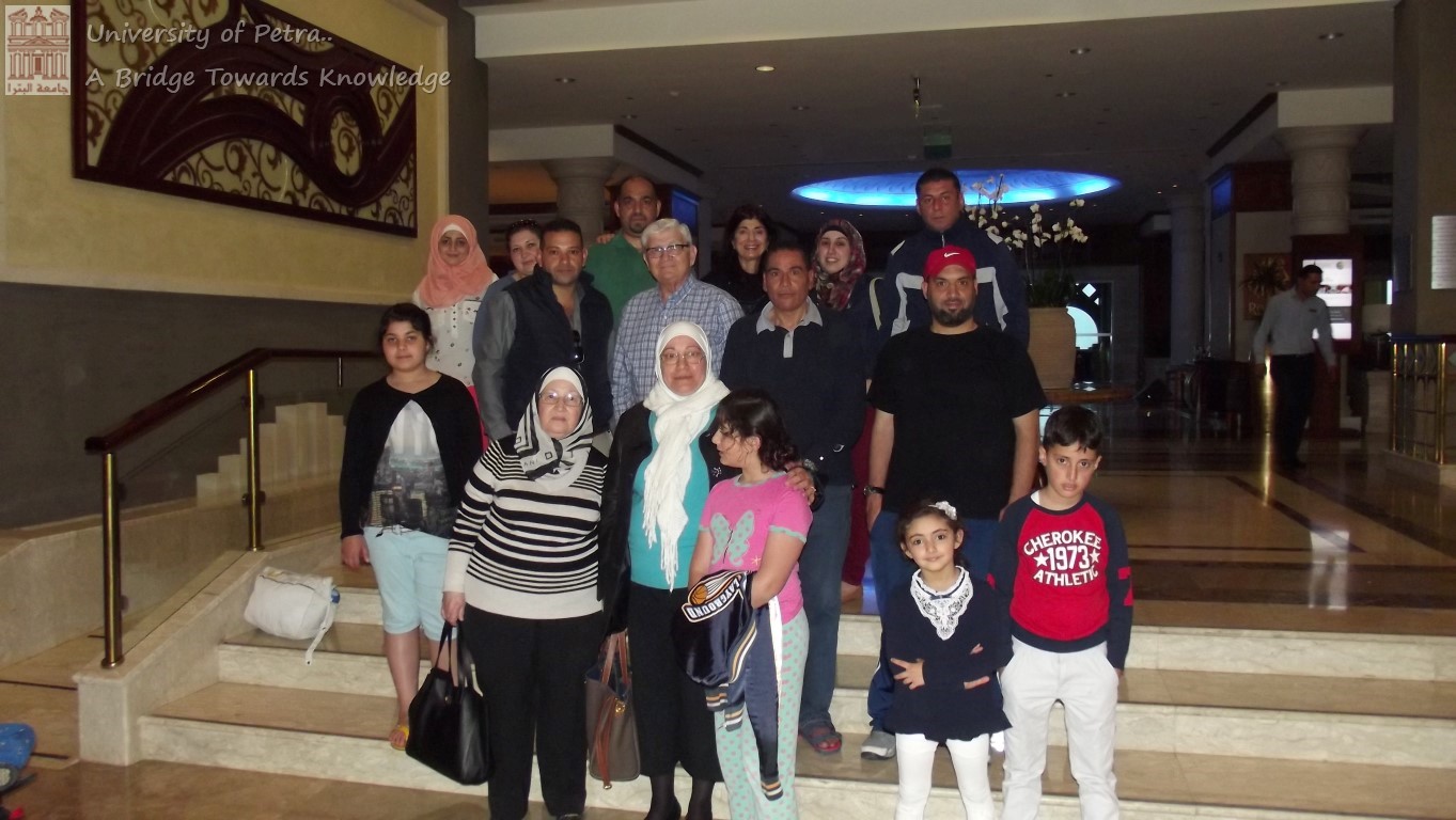 نادي جامعة البترا ينظم رحلة علمية ترفيهية إلى البحر الميت و صرح الجندي المجهول Petra University Club organizes recreational scie