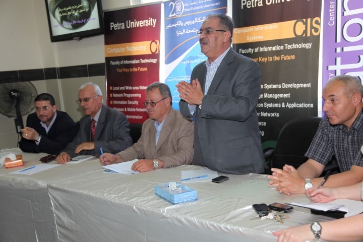 Vice President meeting students of the Faculty of Information Technology 21-06-2012