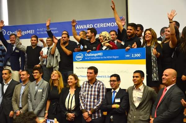 فوز فريق أردني من جامعة البترا في مسابقة انتل Intel العالمية في بيروت