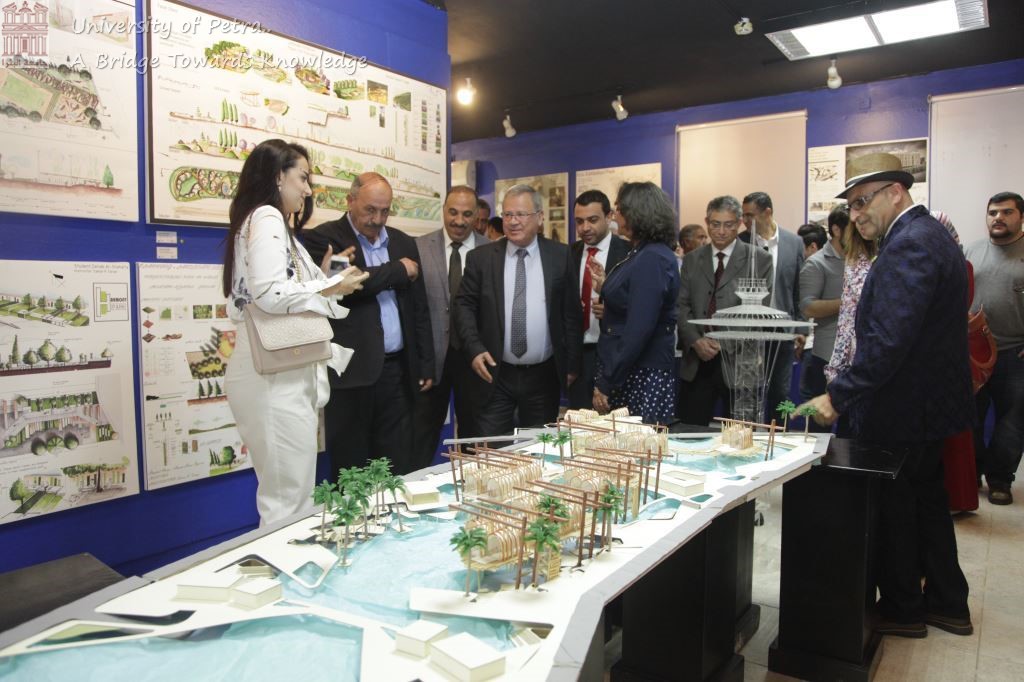 Prof. Muwalla Opens Annual Charitable FAD Exhibition