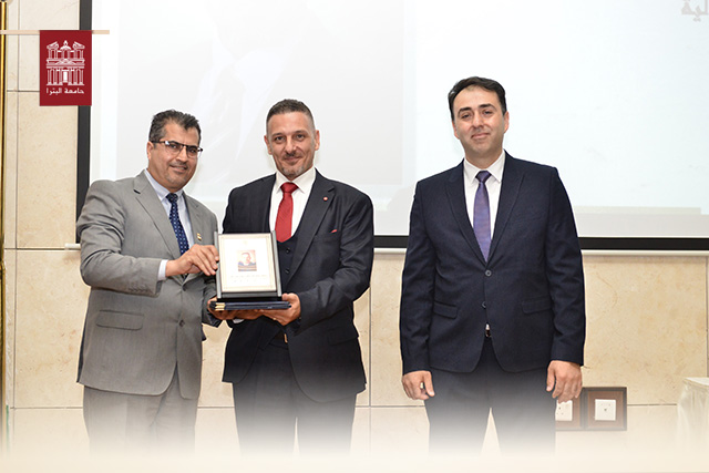 Honoring Dr. Naseem Matar the Distinguished Researcher Award in the Department of E-business and Commerce at the University of Petra for the Year 2023
