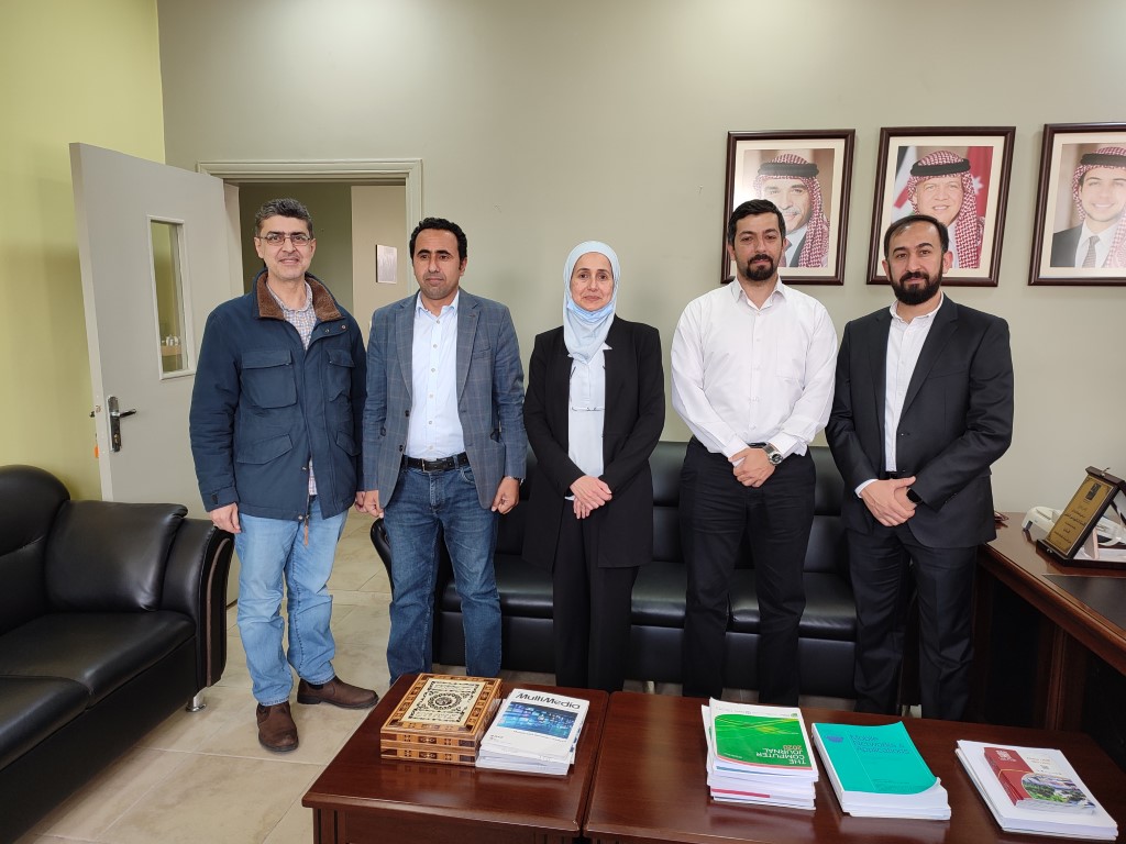توقيع مذكرة تفاهم بين جامعة البترا والمركز الأردني للتصميم والتطوير