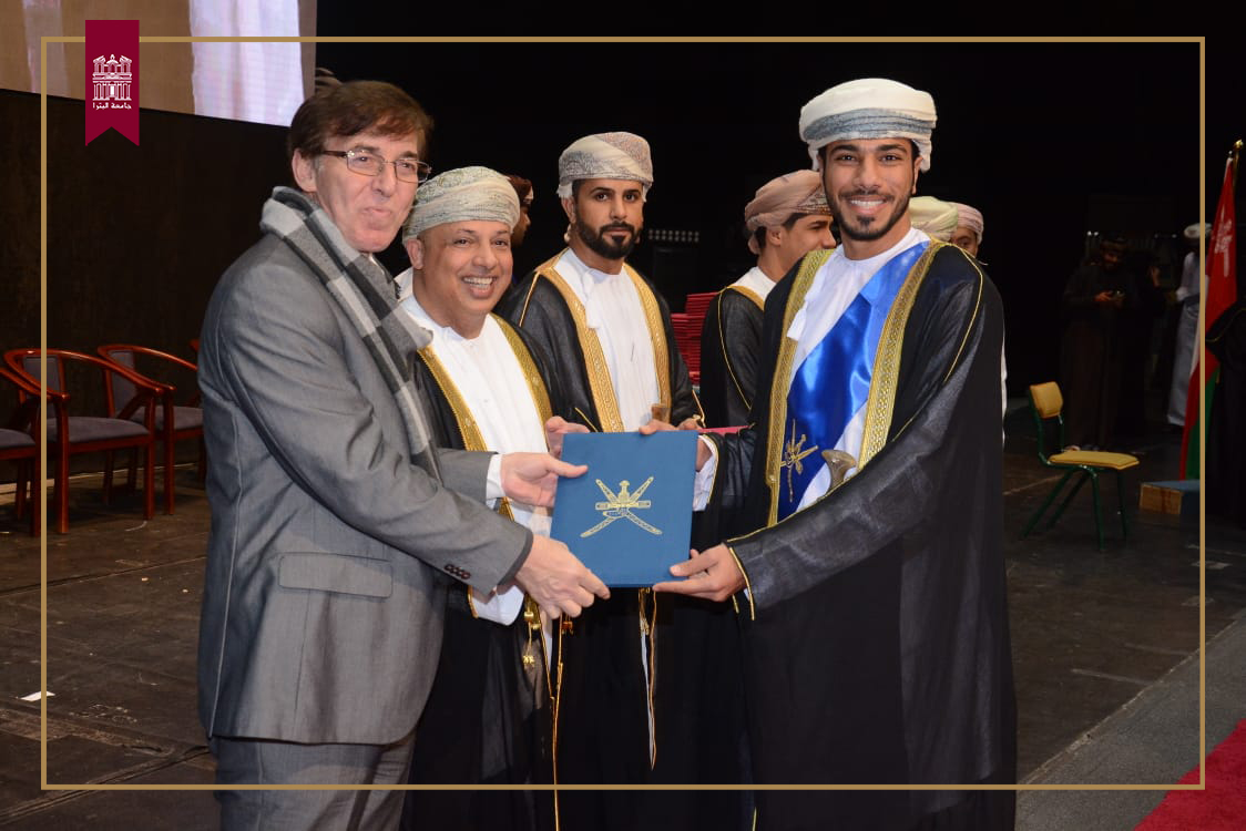 /Ar/News/PublishingImages/جامعة البترا تشارك في احتفالات تخريج طلبة سلطنة عمان-2.jfif
