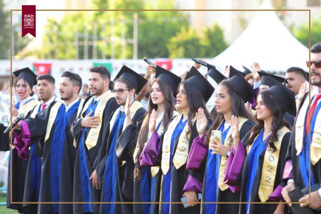/Ar/News/PublishingImages/جامعة%20البترا%20تعلن%20موعد%20حفل%20تخريج%20طلبة%20الفصل%20الصيفي%20للعام%20الجامعي%2020222021%203.jp