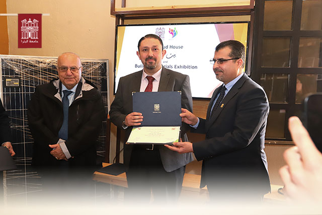 /Ar/News/PublishingImages/%D8%AC%D8%A7%D9%85%D8%B9%D8%A9%20%D8%A7%D9%84%D8%A8%D8%AA%D8%B1%D8%A7%20%D8%AA%D9%81%D8%AA%D8%AA%D8%AD