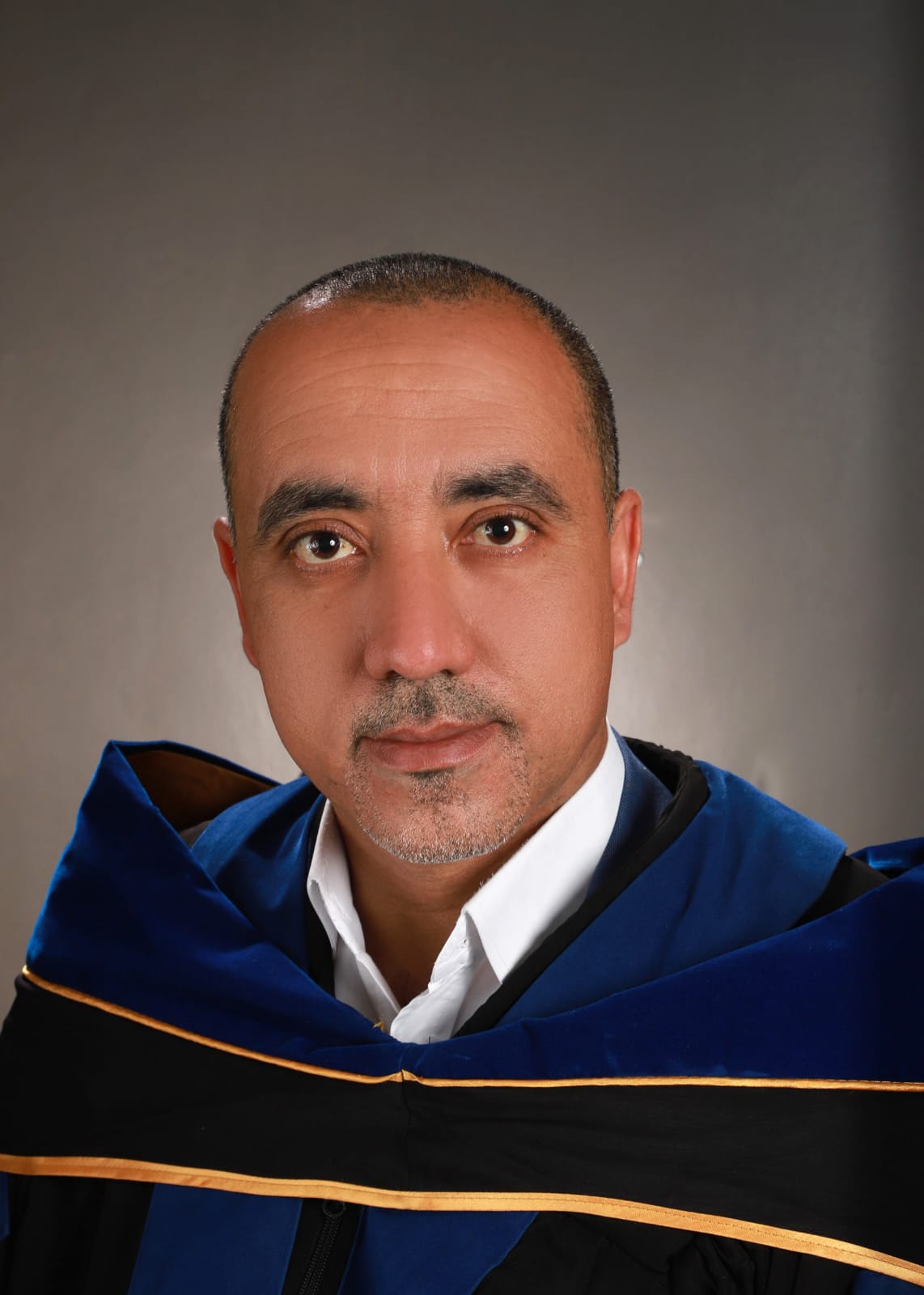 UOP Confers Distinguished Researcher Award upon Dr. Wael Hadi