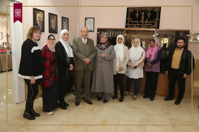 /Ar/News/PublishingImages/جامعة البترا تنظم حفل تكريم لموظفيها المتقاعدين 1.JPG