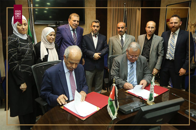 /Ar/News/PublishingImages/جامعة%20البترا%20ومستشفى%20الأردن%20يوقعان%20مذكرة%20للتعاون%20والتدريب%201.JPG