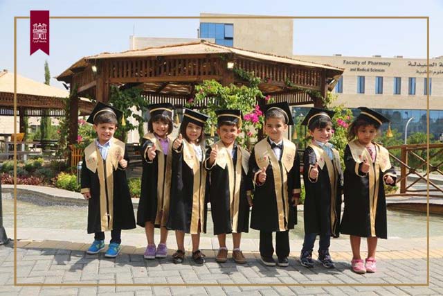 حضانة جامعة البترا تنظم حفل تخريج لأطفال الأمهات العاملات