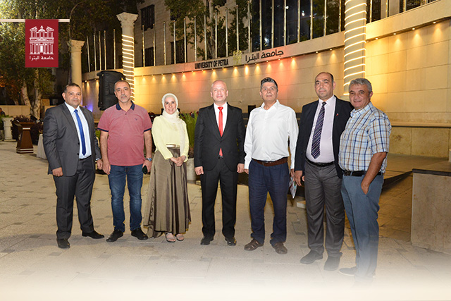 The President of University of Petra Sponsors the University Club’s Annual Dinner