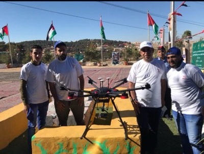 طلبة الكيمياء في جامعة البترا ينظمون حملة توعية بيئية في منتزه غمدان