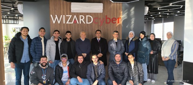 طلبة تخصص أمن المعلومات في جامعة البترا يزورون شركة 