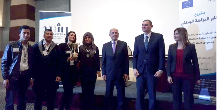 Petra University students in second place in the championship debates Jordanian universities for 2016 طلبة جامعة البترا يحصدون ا