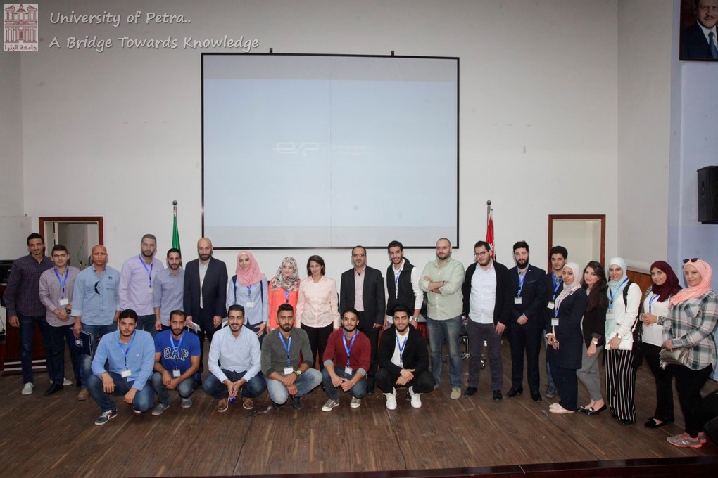 Business and E-Commerce Department Students Organize Informational Meeting for Newly Admitted Colleagues