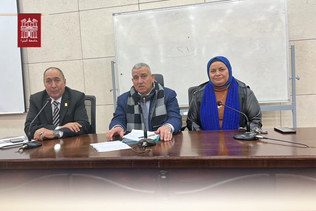 كلية الآداب والعلوم في جامعة البترا تستضيف محمد الطراونة